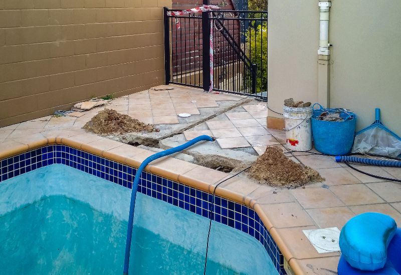 swimming pool repair service